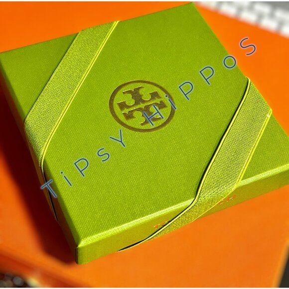 NEW!! Tory Burch Green Gift Box With Gold Logo & Elastic Band Gift/Storage Box - Picture 1 of 4